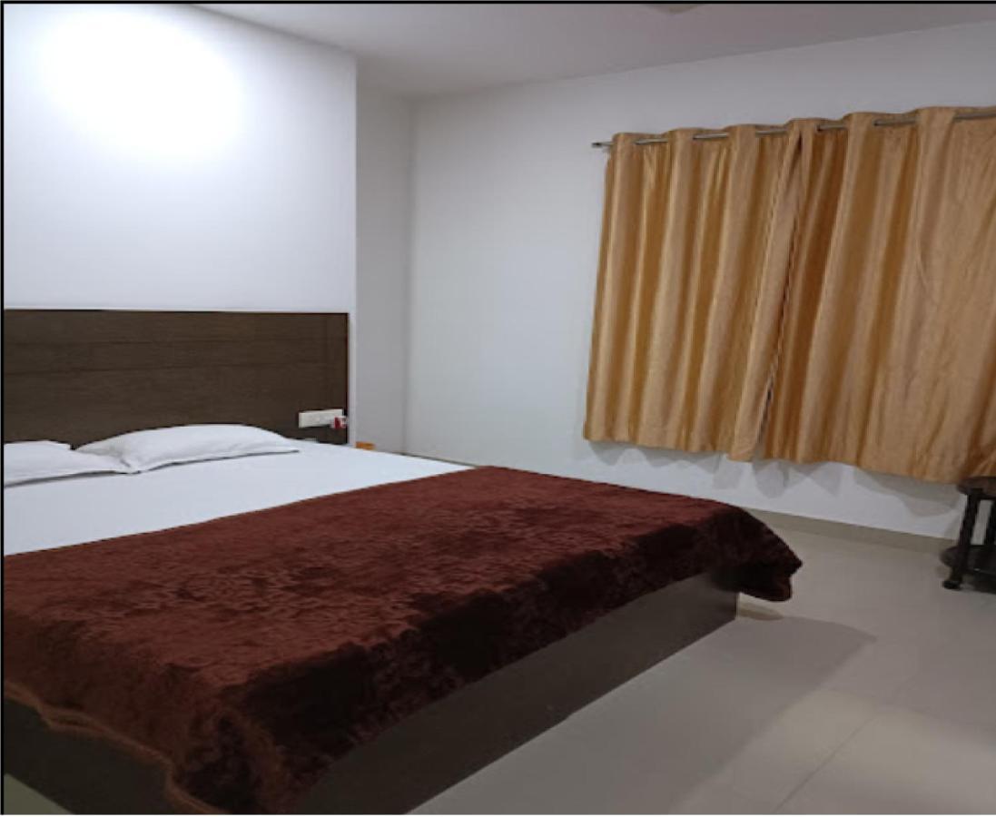 Supreme Guest House By Wb Inn Agra  Dış mekan fotoğraf